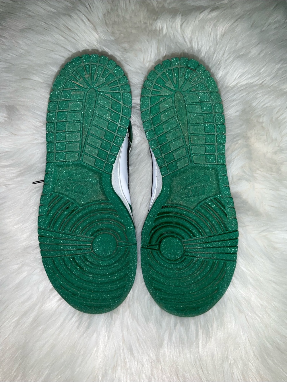 Nike Dunk High "Celtics Sneakers - Picture 6 of 10